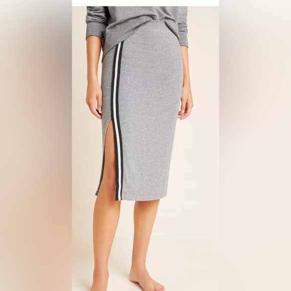NWT Sundry aleksa pencil skirt size med SOLD OUT - Picture 1 of 7
